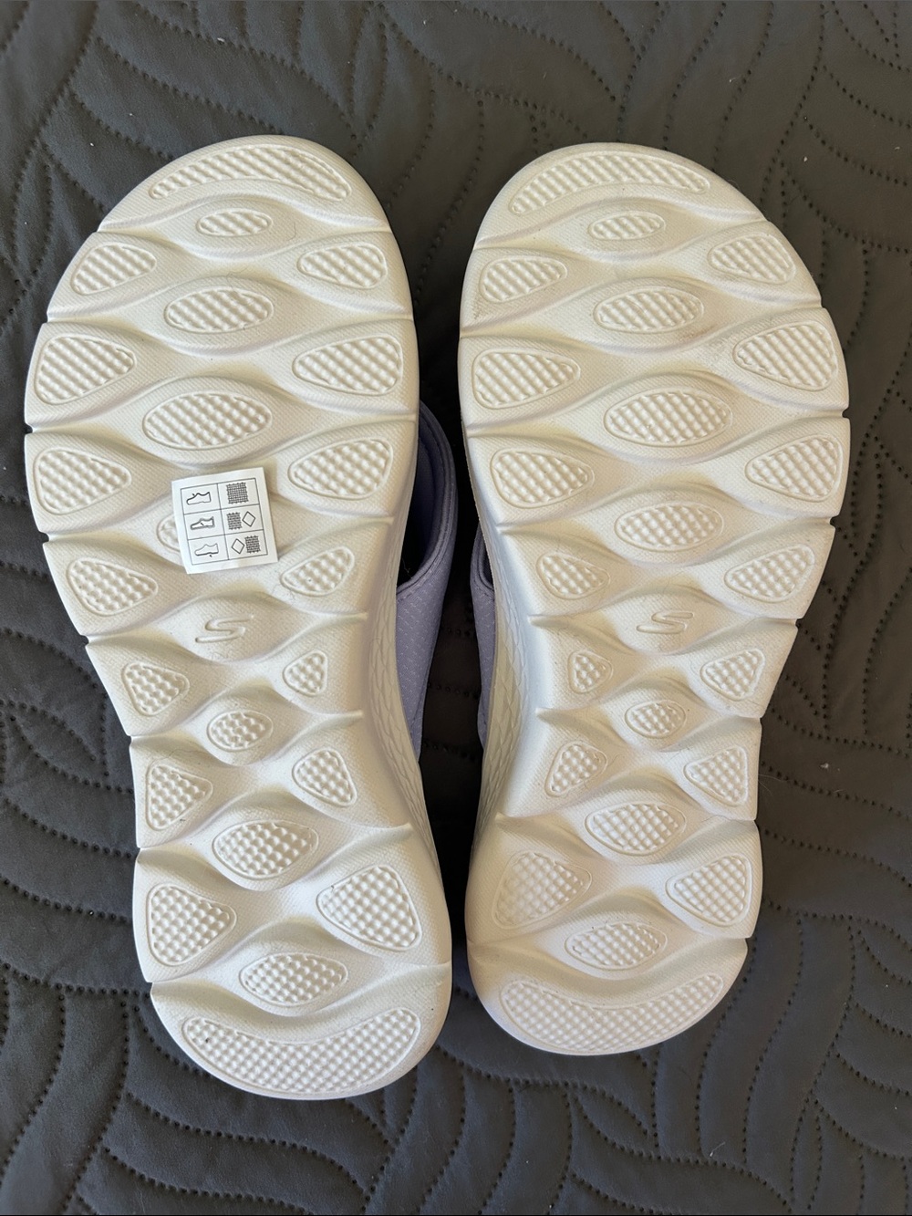 NWOB - Skechers Lavender Flip-Flop Sandals - Picture 3 of 6